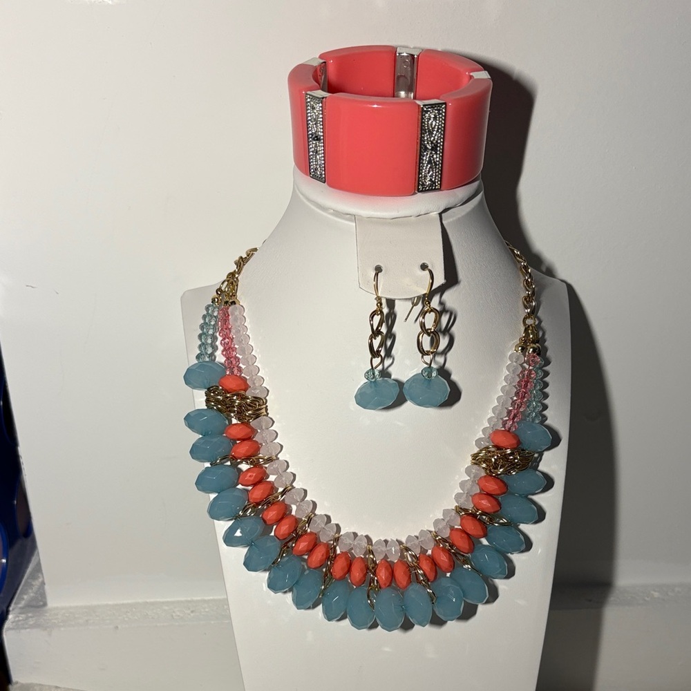Coral & Aqua Beaded Statement Necklace Set - Unbranded
